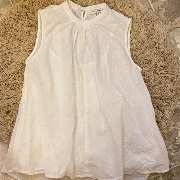 JACHS Girlfriend Tops - NWOT JACHS Girlfriend sleeves top